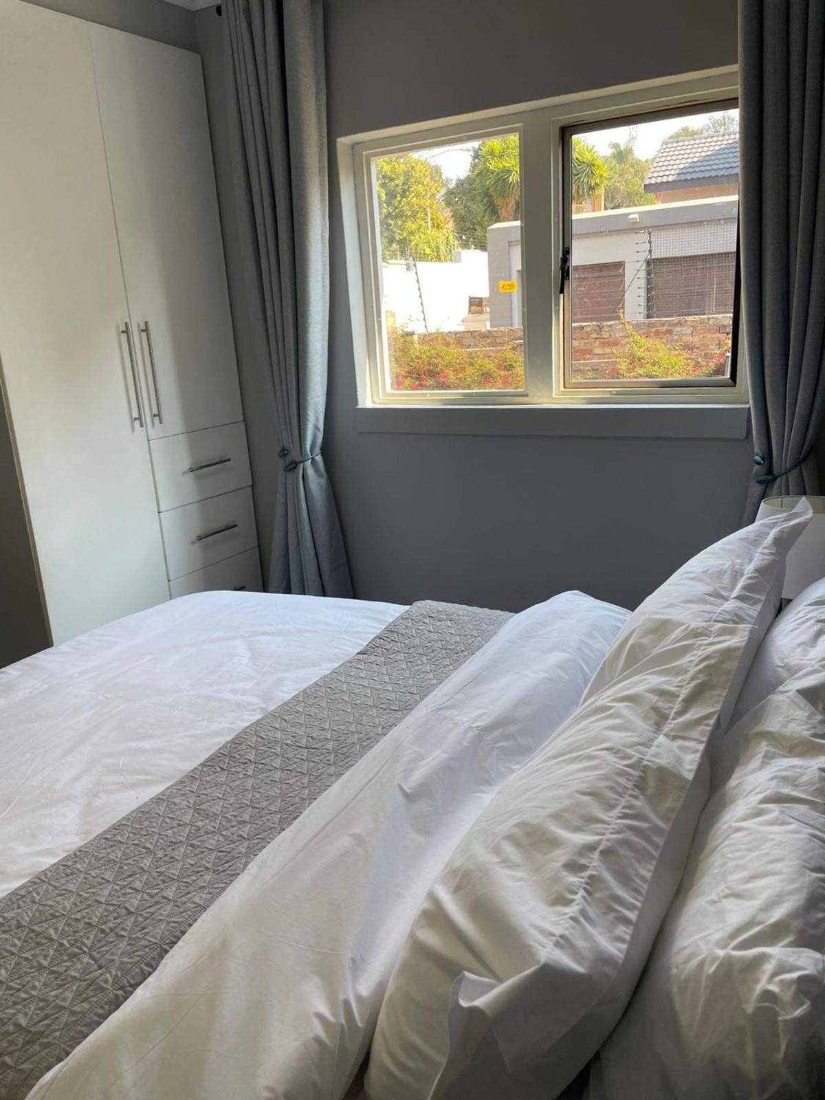 642 On Vincent Bed & Breakfast Pretoria Bagian luar foto